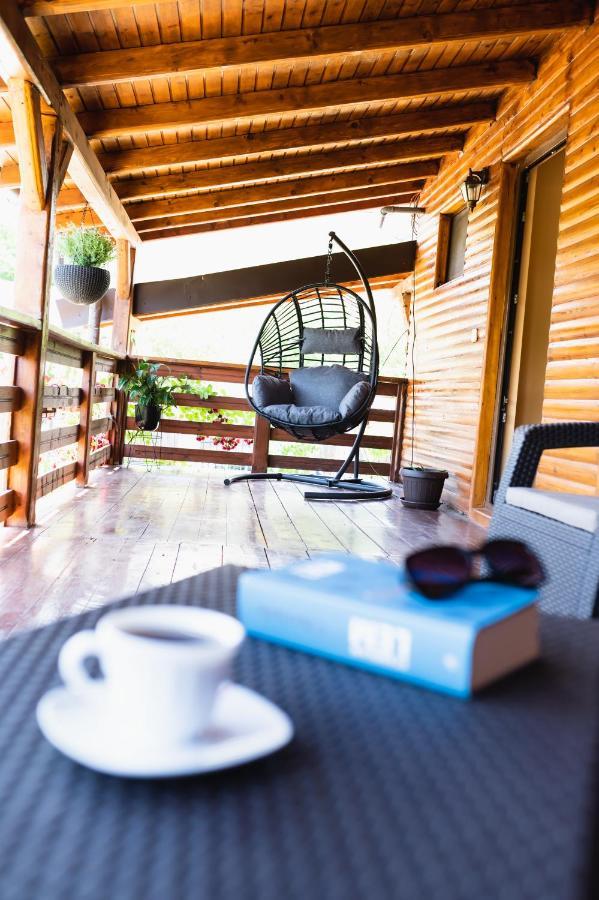 Casa De Vacanta Sadu Ngoại thất bức ảnh