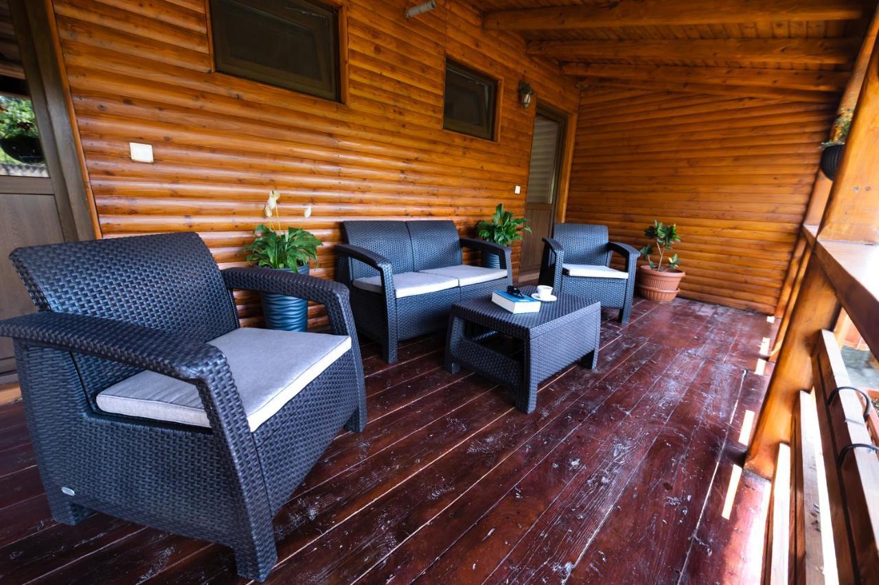 Casa De Vacanta Sadu Ngoại thất bức ảnh